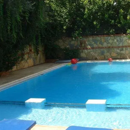 City Hotel Hotell