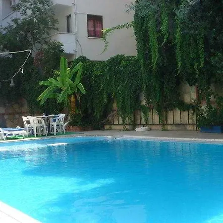 Hotell City Hotel 2*