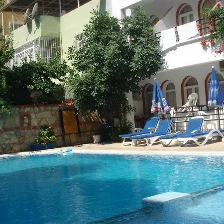 City Hotel Κουσάντασι